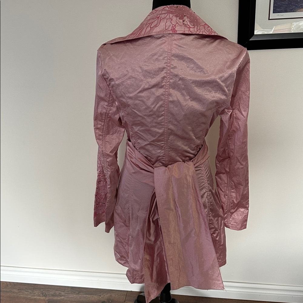Note Collection Coat - Picture 2 of 7